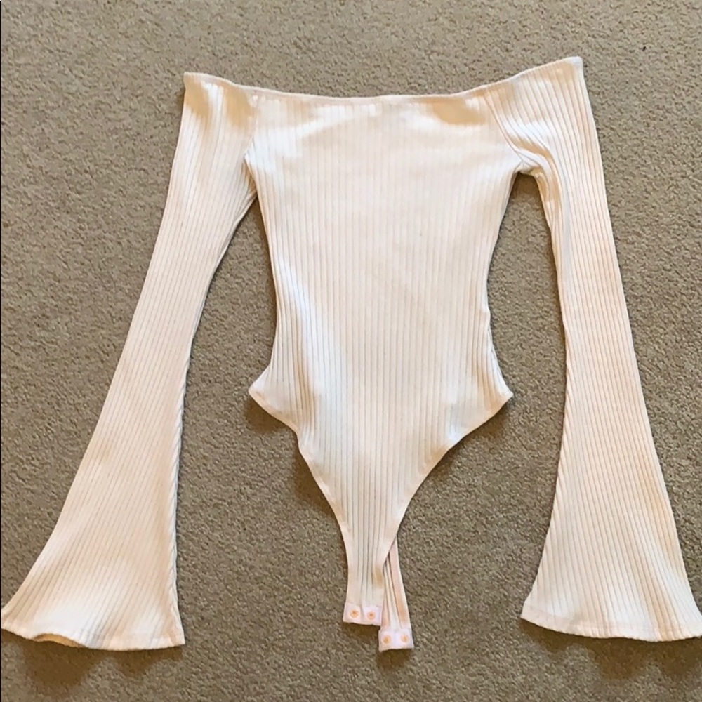 Tobi Off Shoulder, Bell Sleeve Bodysuit